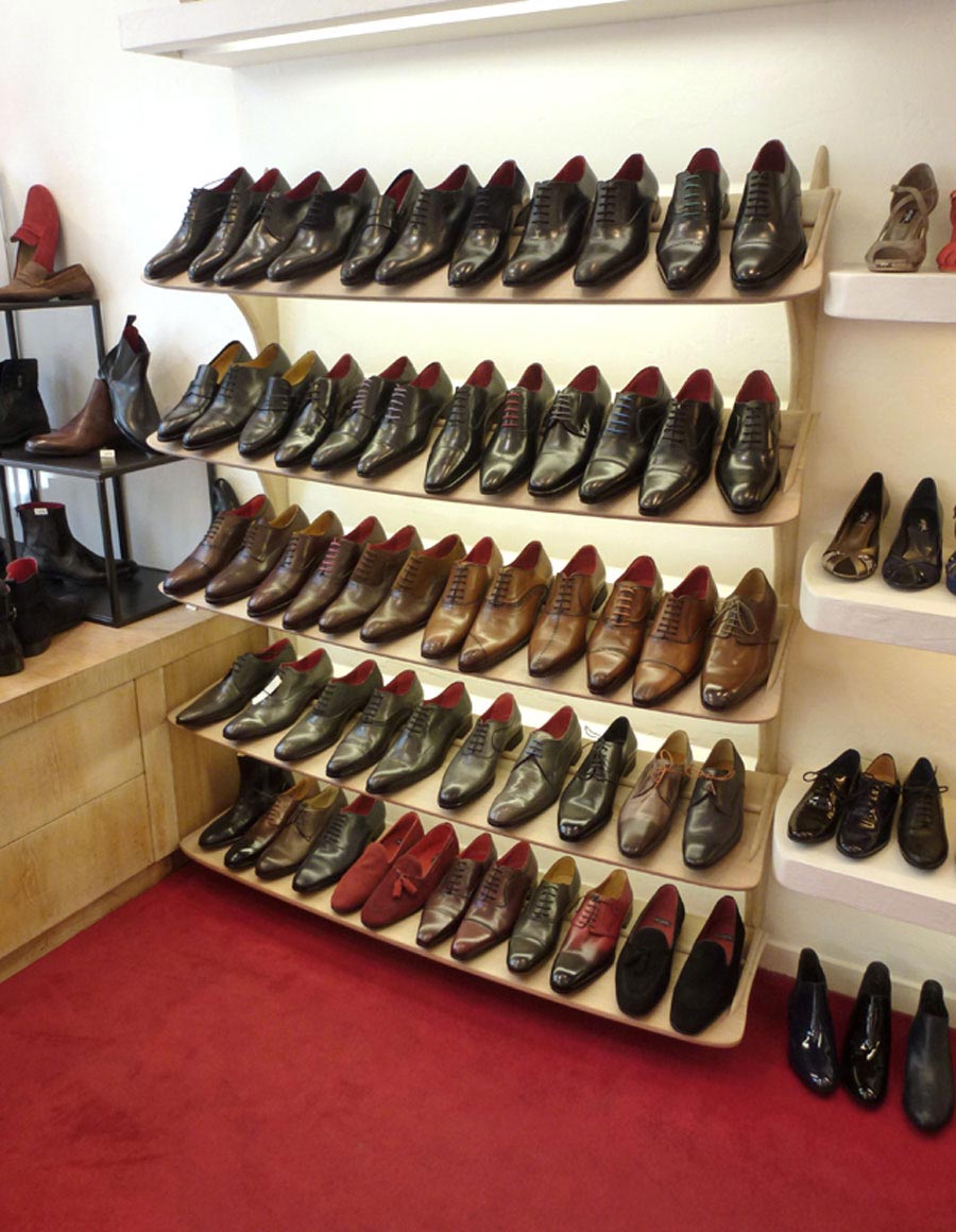 PRÉSENTOIR À CHAUSSURES